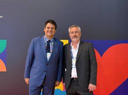 .El intendente Mariano Gaido y el alcalde de Barcelona, Jaume Collboni .El intendente Mariano Gaido y el alcalde de Barcelona, Jaume Collboni