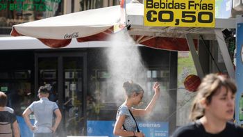 La ola de calor azota Portugal y España. La ola de calor azota Portugal y España.