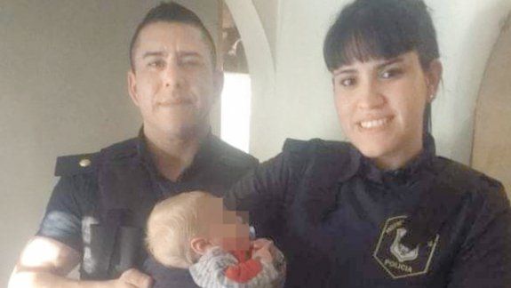 Lourdes Espíndola, madre de un nene de 6 años, recibió un tiro en el cuello y está en grave estado.