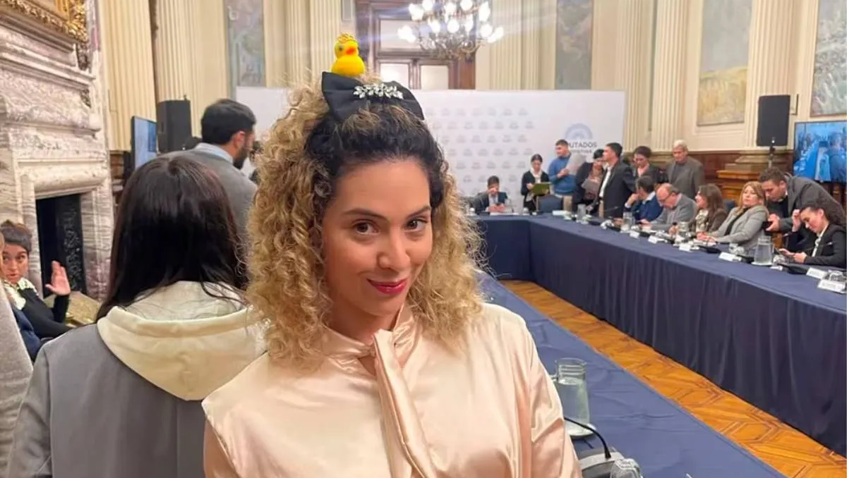 La diputada libertaria Lourdes Arrieta sorprendió en el Congreso