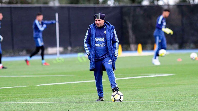 Sampaoli dará a conocer la lista de los que disputarán la eliminatoria