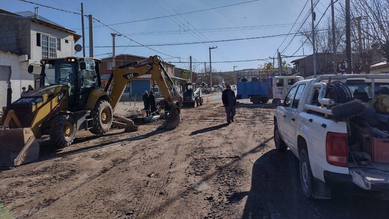 Dos barrios del oeste siguen con problemas de agua