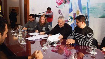 despues de 35 anos, el barrio la herradura tendra red de cloacas despues de 35 anos, el barrio la herradura tendra red de cloacas