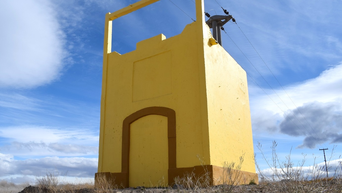 La vieja usina de Zapala que terminó como refugio de amores furtivos
