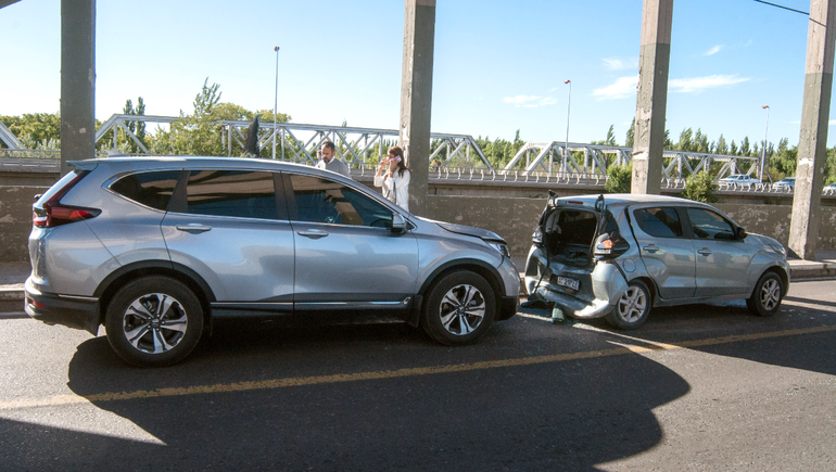 Choque en cadena en el puente carretero generó caos