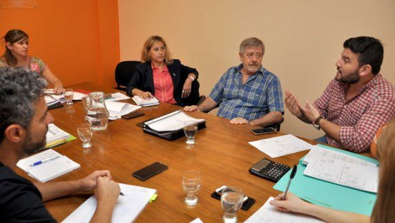 Aval para el aumento de las tasas y el presupuesto