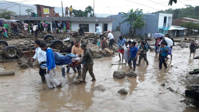 Ascienden a 154 los muertos tras la avalancha en Colombia