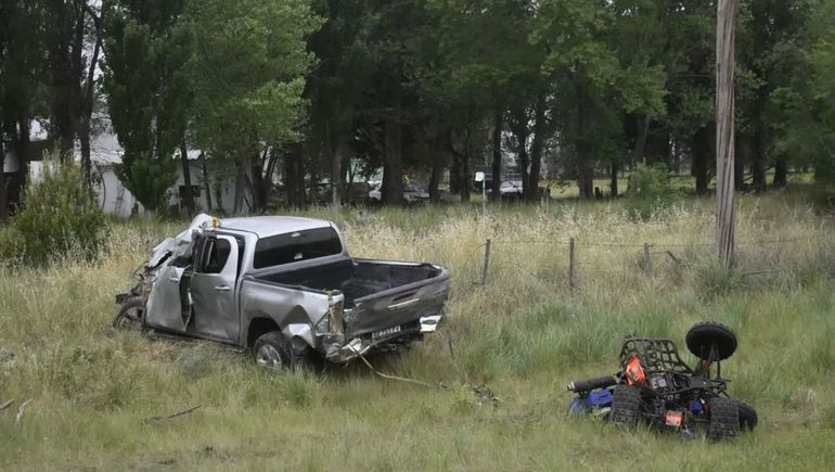 Los heridos residen en Plottier y protagonizaron un vuelco en Ruta