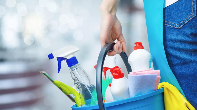 Varios productos de limpieza fueron señalados por el ANMAT.