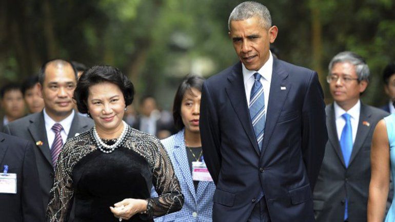 Obama le levantó el embargo militar a Vietnam.