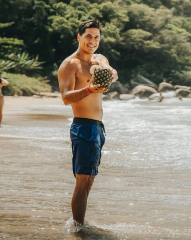 El actor de la factoría Cris Morena dejó la actuación y se dedicó a estudiar periodismo. El actor de la factoría Cris Morena dejó la actuación y se dedicó a estudiar periodismo.