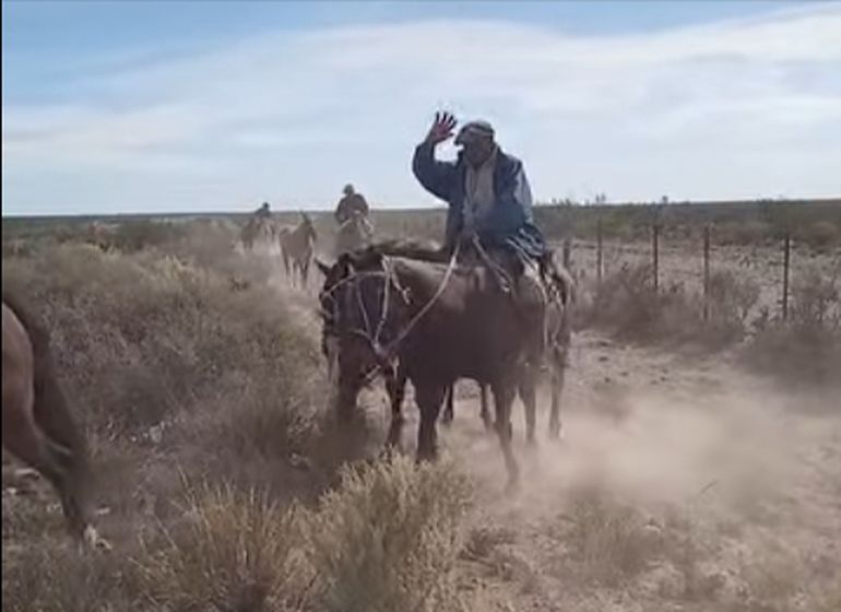Un grupo salió de Río Cuarto el 15 de febrero y llegó a Puerto Madryn este lunes 31 de marzo. Un grupo salió de Río Cuarto el 15 de febrero y llegó a Puerto Madryn este lunes 31 de marzo. 