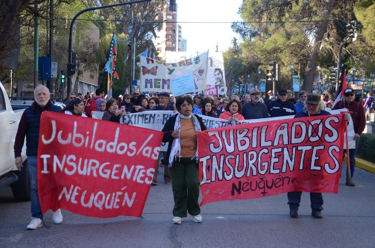 La marcha de los jubilados en Neuquén: a qué hora se hace y quiénes participan