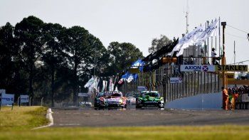 El Turismo Carretera acata la medida provincial y la competencia que iba a correrse el 29 de marzo no se llevará a cabo. El Turismo Carretera acata la medida provincial y la competencia que iba a correrse el 29 de marzo no se llevará a cabo.