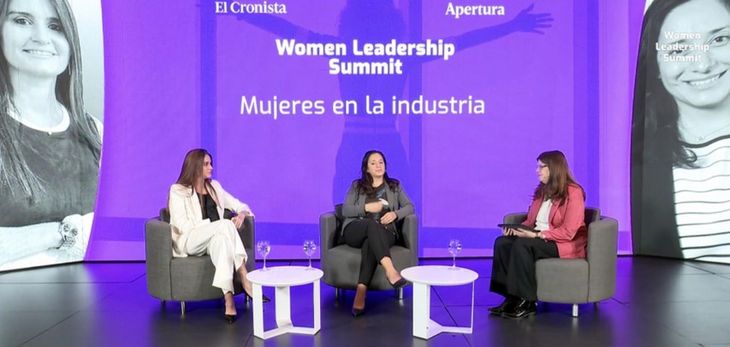 La ejecutiva de Dow habló sobre sus experiencias en el panel de Mujeres en la industria.