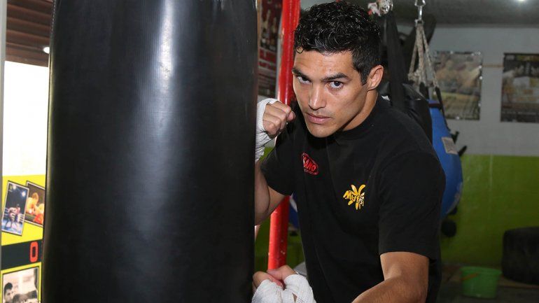 Mauro Godoy viaja hoy hacia Canadá y combatirá el sábado.