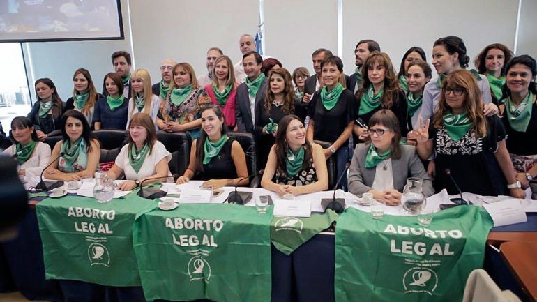 De siete que se presenta