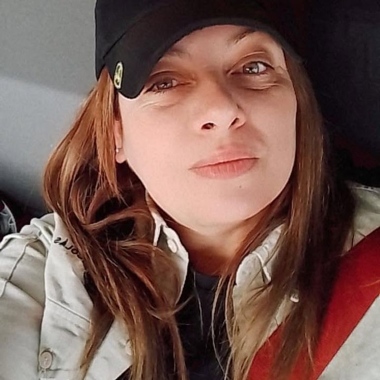 Fanny Bórquez, camionera de El Calafate, Santa Cruz. Fanny Bórquez, camionera de El Calafate, Santa Cruz.