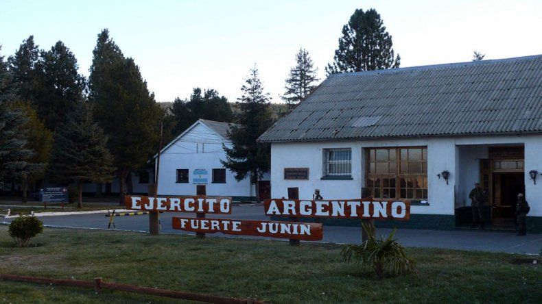 A nivel interno, los integrantes del Ejército bajo sospecha por la mudanza enfrentaron un sumario. | LM Neuquen A nivel interno, los integrantes del Ejército bajo sospecha por la mudanza enfrentaron un sumario.