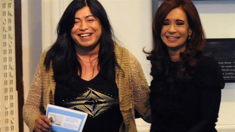 La jefa de Estado junto a Diana Sacayán