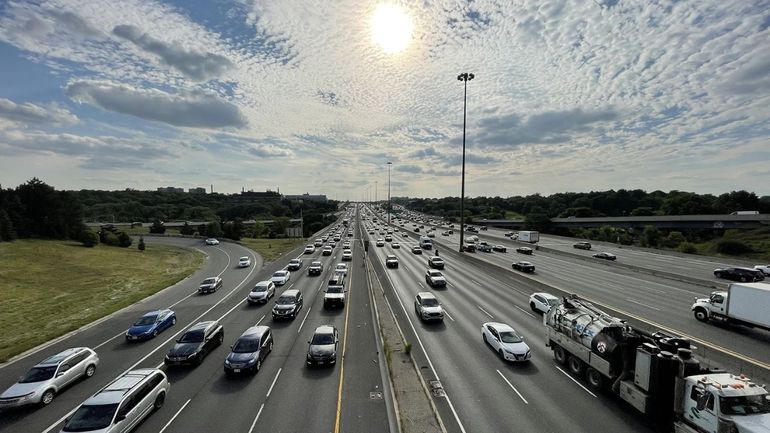 El Gobierno de Javier Milei avanza en su plan de privatizar las rutas. El Gobierno de Javier Milei avanza en su plan de privatizar las rutas.