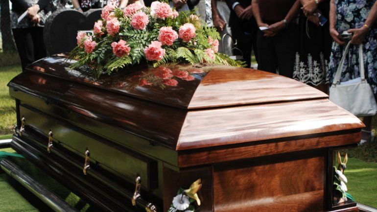 Soñar con un funeral: conocé qué significa