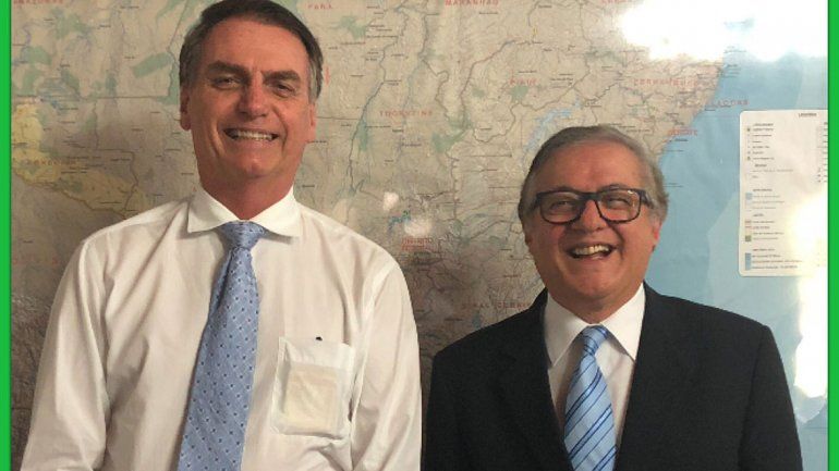 Bolsonaro eligió a un colombiano para Educación