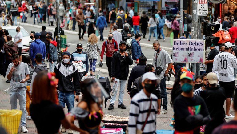 Recrudece la pandemia en el oeste y el sur de EE.UU.