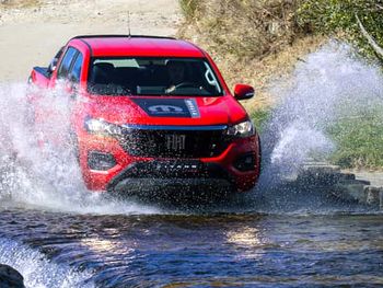 Fiat Titano, una pickup mediana con buen desempeño off-road. Foto: Stellantis Fiat Titano, una pickup mediana con buen desempeño off-road. Foto: Stellantis