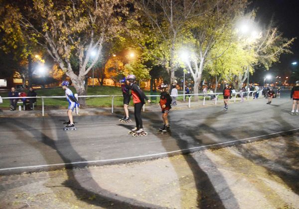 La Liga Nacional de Patín corre en el Parque Central