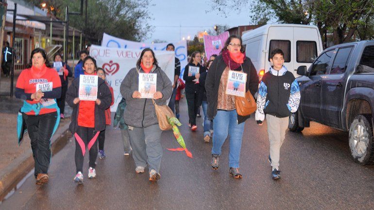 Rincón: marcharon por la restitución del pequeño Alexis