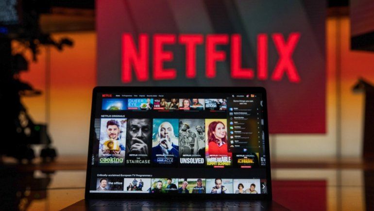 Netflix estudia incluir publicidad