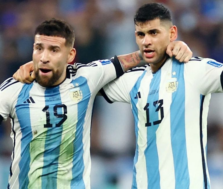 Cuti Romero y Nicolás Otamendi Cuti Romero y Nicolás Otamendi