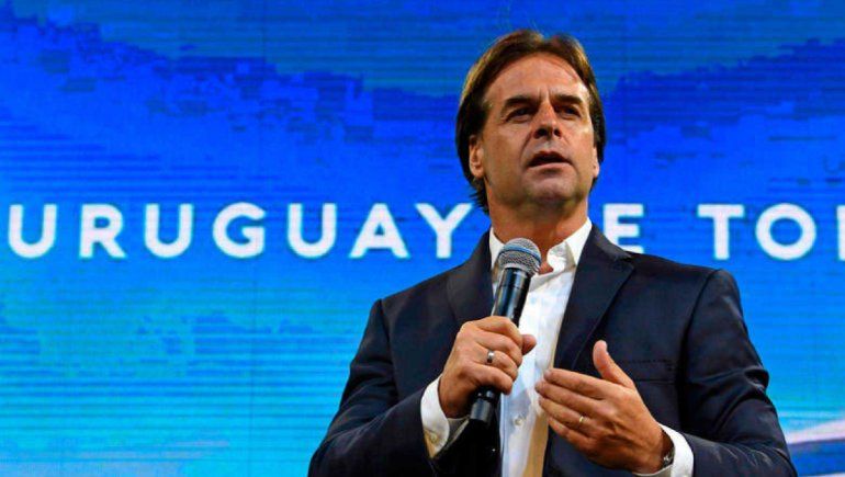 Lacalle Pou continúa en negociaciones por la vacuna contra el COVID-19