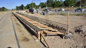 Empezaron a construir la primera parada del Tren del Valle
