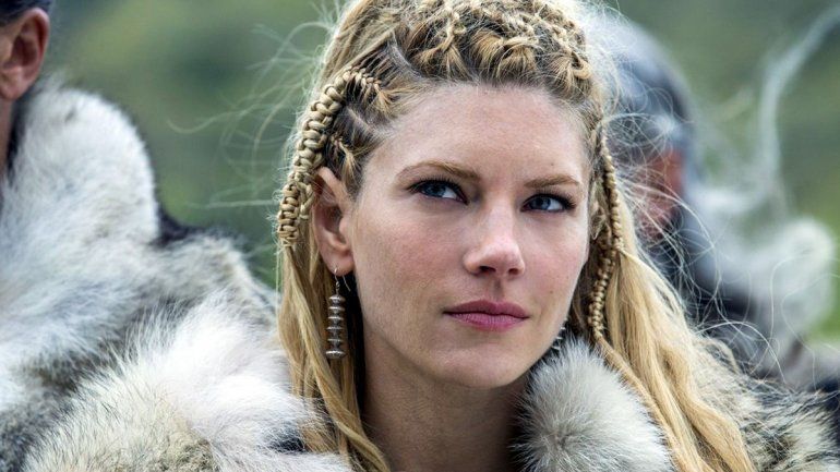 Lagertha, la rubia de Vikingos, a pleno con el hit de Jimena Barón