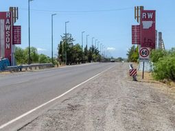 Convertirán en autovía el tramo Rawson-Trelew de la Ruta 25. Convertirán en autovía el tramo Rawson-Trelew de la Ruta 25.
