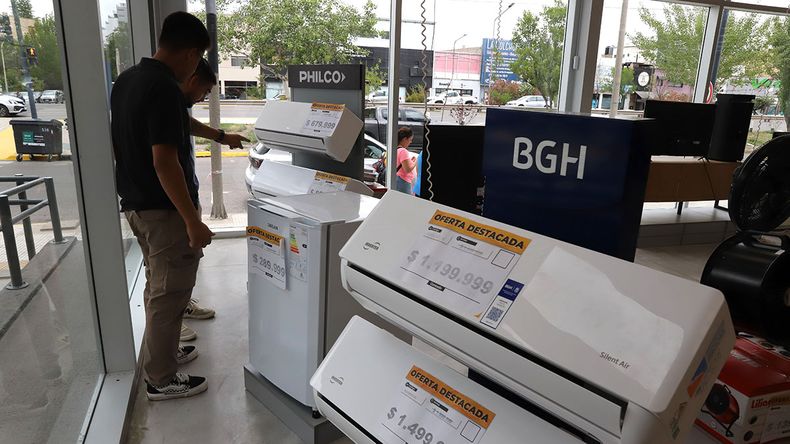 ¿Calor en Neuquén? Cuánto salen los aires acondicionados y ventiladores | LM Neuquen ¿Calor en Neuquén? Cuánto salen los aires acondicionados y ventiladores