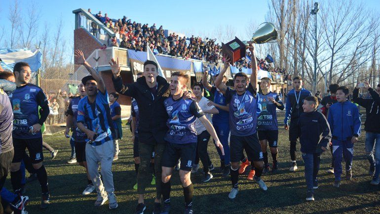 ¡A-Guante el León!: una copa más para la vitrina