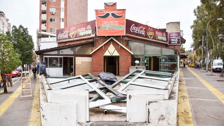 El auge inmobiliario arrasó con una histórica pizzería céntrica