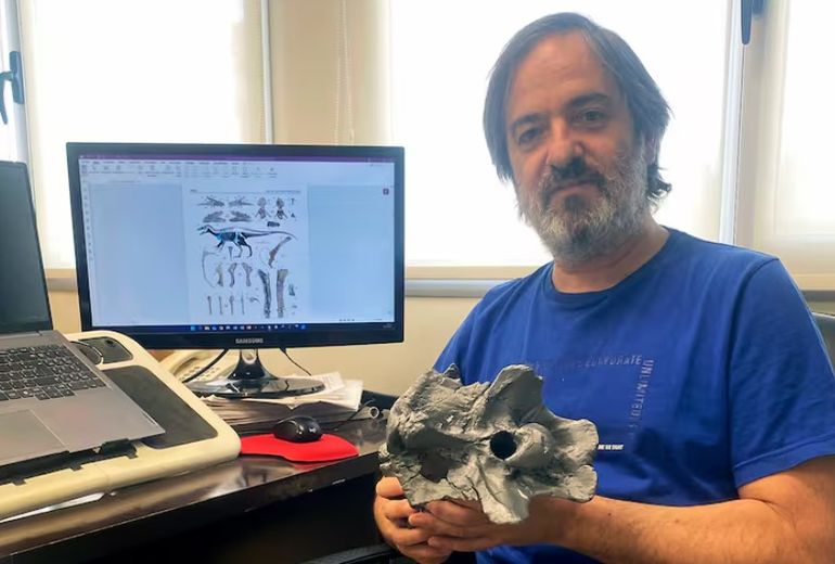 Lucio Ibiricu, uno de los científicos que hallaron un nuevo dinosaurio en Chubut.