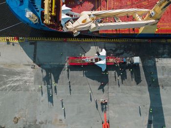El proyecto VMOS continúa avanzando con maniobras logísticas en Puerto Quequén.