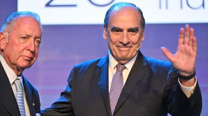 El ministro del Interior hace malabares para intentar mantener a los Gobernadores dentro de una política de dialogo. 