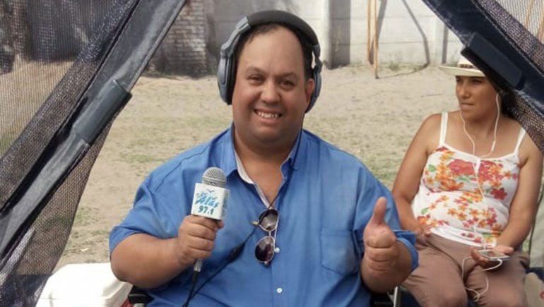 El relator de Alianza que no camina y es campeón igual