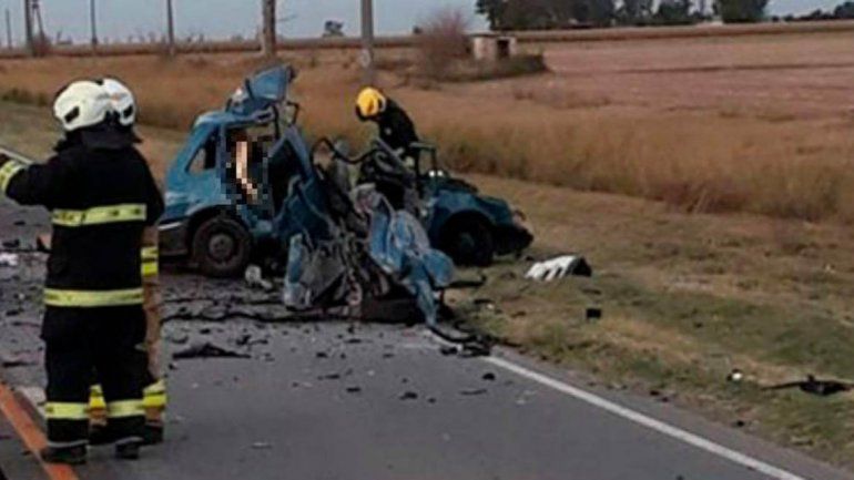 Tres muertos y cuatro heridos en un choque frontal en Córdoba