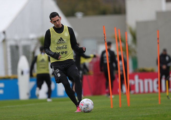 Scaloni prepara cambios en Argentina, pero sin el Huevo Acuña