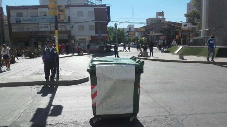 Luego de tres horas, subsidiados liberaron las calles aledañas a la Municipalidad
