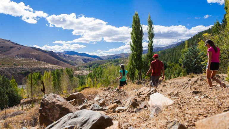 Tres senderos de Huinganco con alto valor turístico