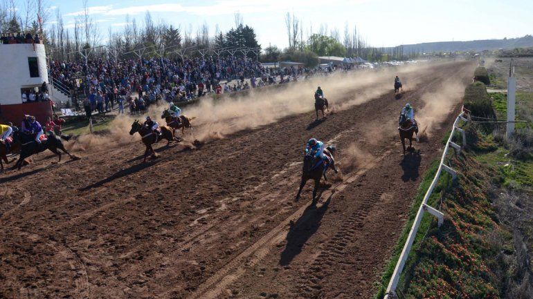 Turf: en el Jockey Club