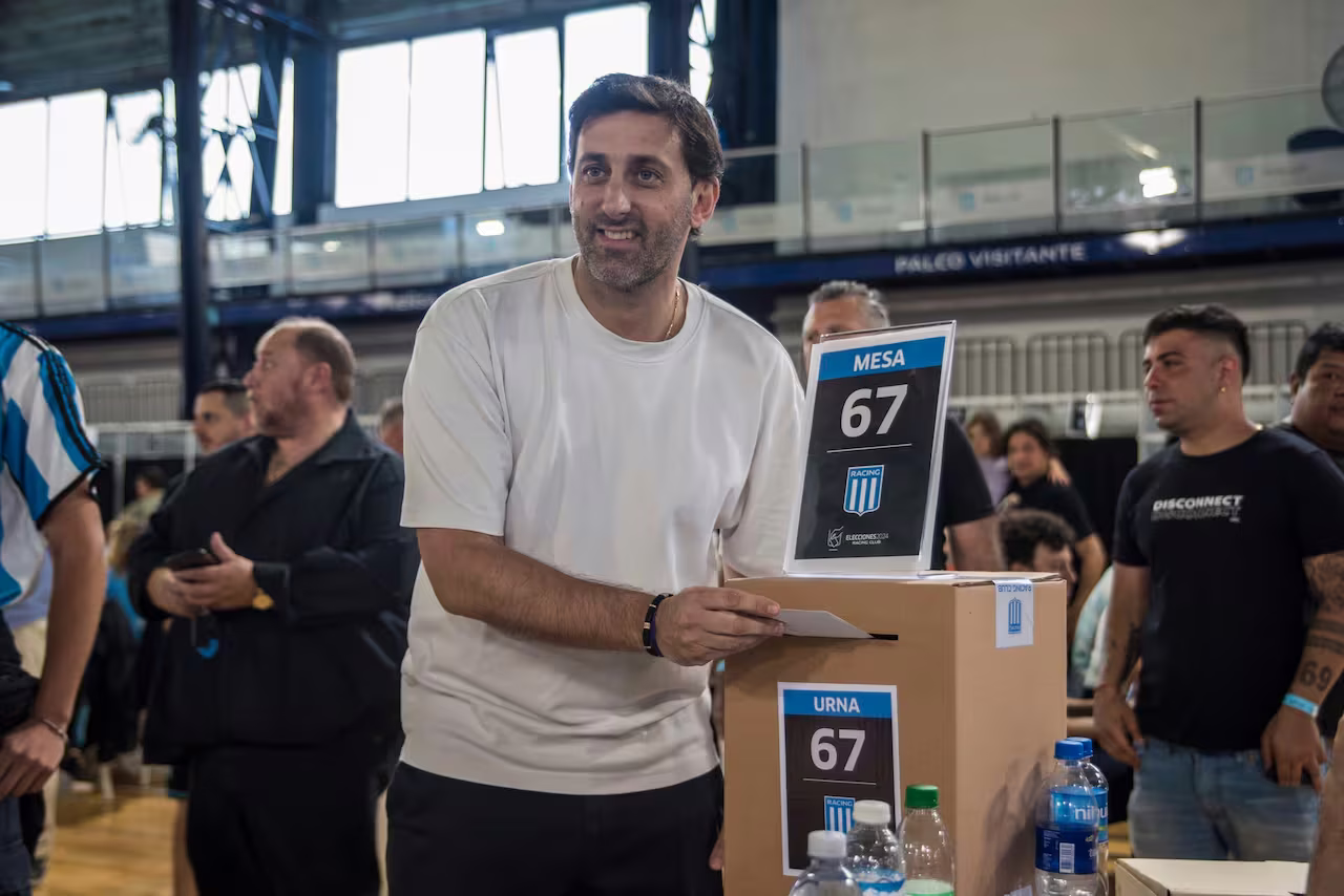 Diego Milito vuelve a Racing como presidente.